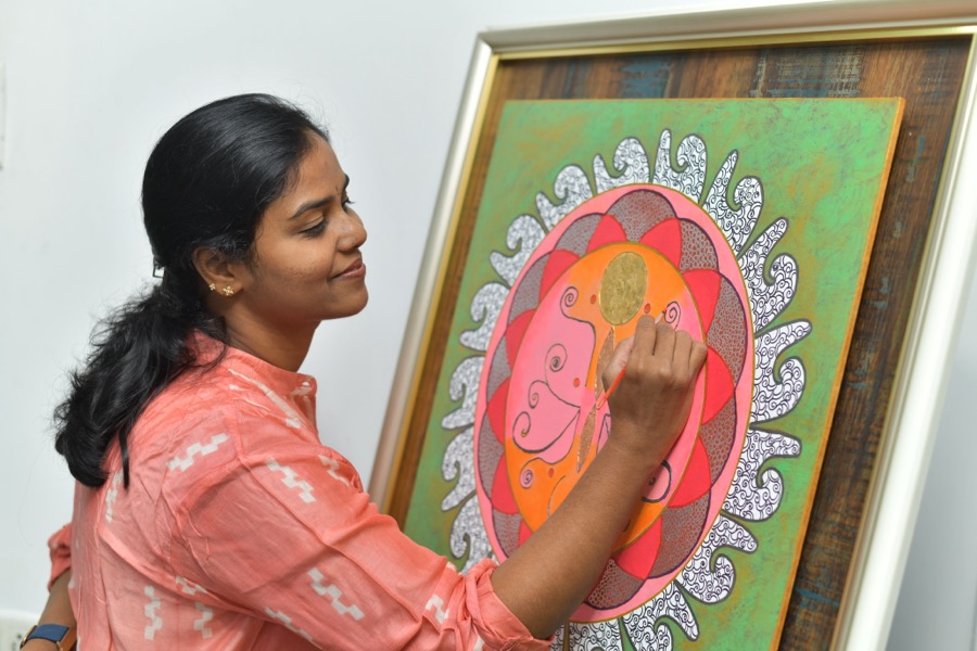 Varalakshmi Bharanidharan — Mandala Artist & Art Therapist