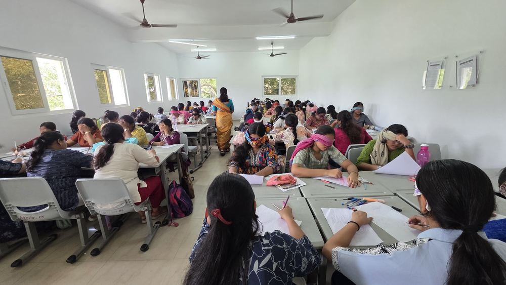 Group Mandala Art Workshop — Varaaz Arts